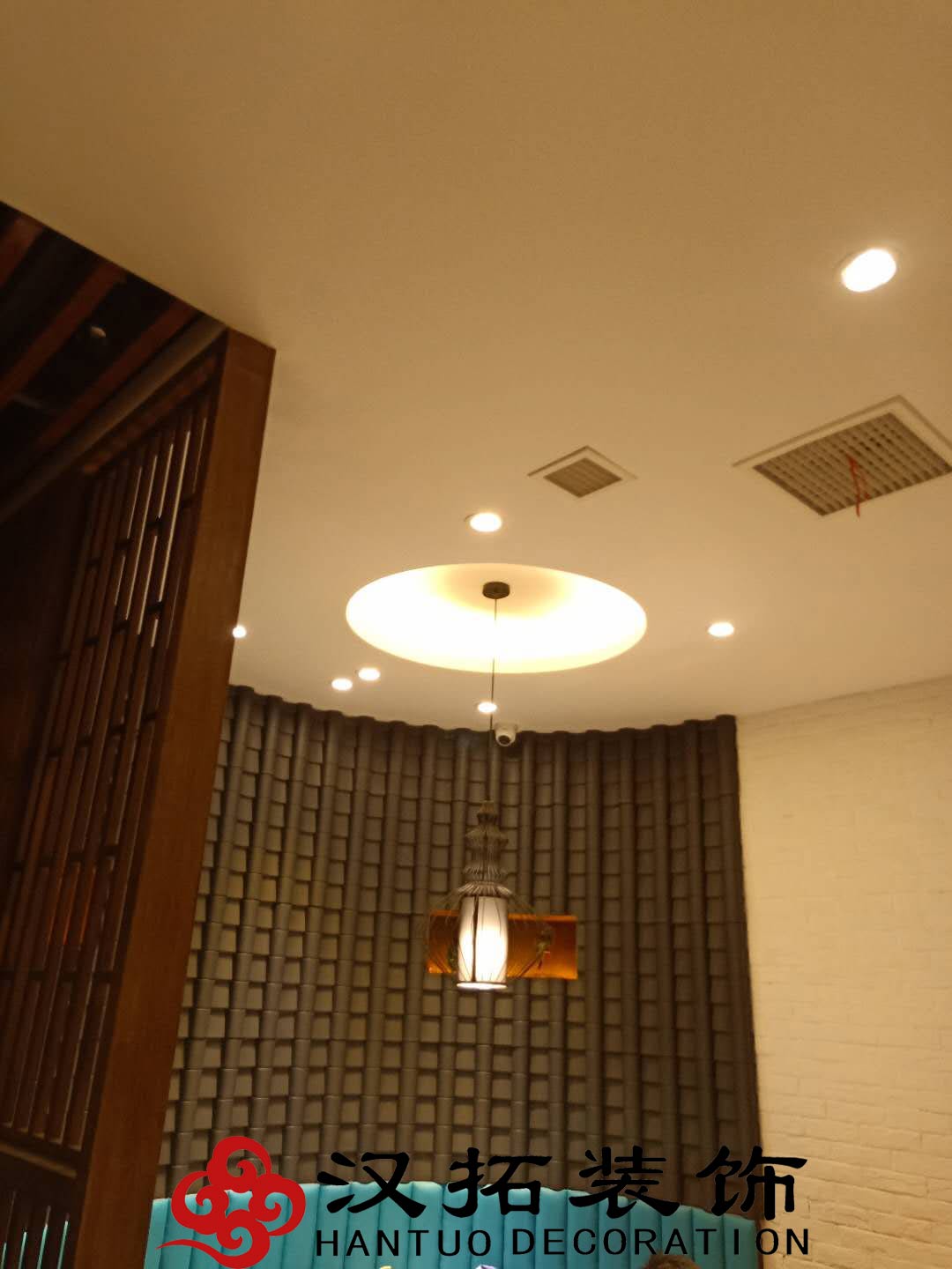 恭祝渝蛙館餐飲項(xiàng)目竣工大吉 內(nèi)附實(shí)景圖 恭祝渝蛙館餐飲項(xiàng)目竣工大吉 內(nèi)附實(shí)景圖